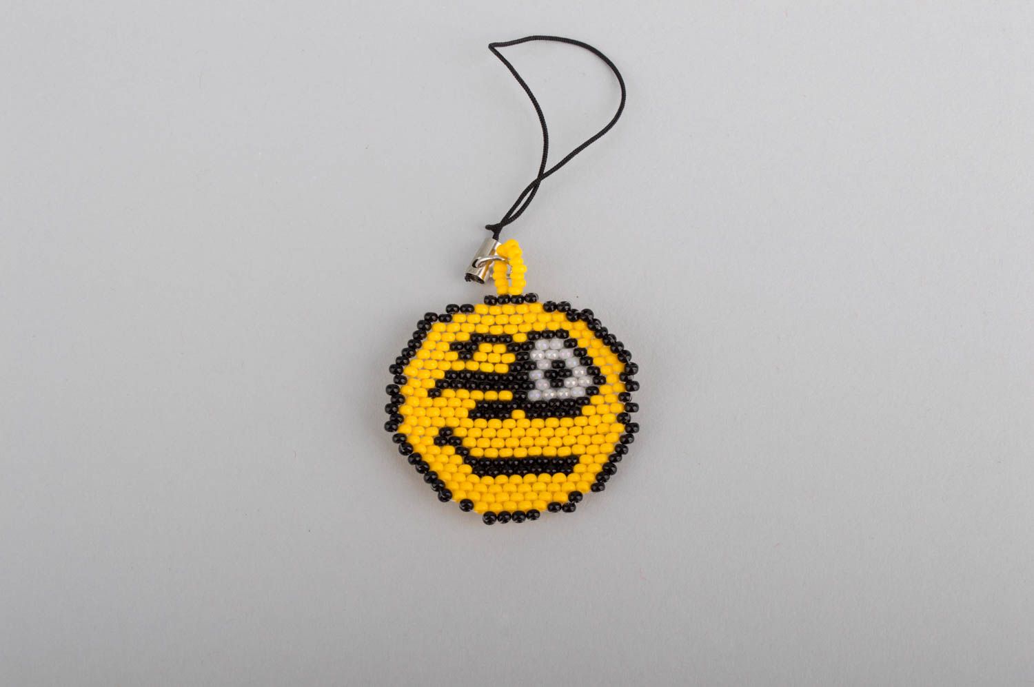 Porte-clefs smiley fait main jaune en perles de rocaille Accessoire design photo 2