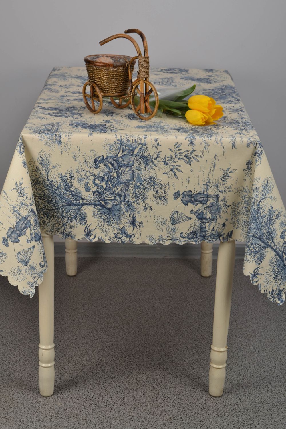 Handgemachte Tischdecke aus Stoff in Polyester gepackt 140x140 foto 2