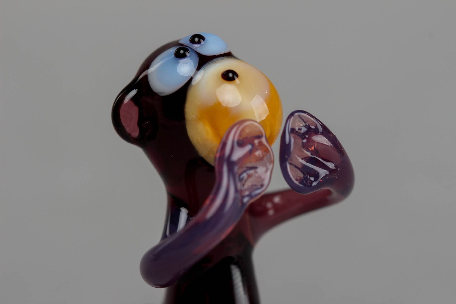 Unusual lampwork glass figurine of monkey photo 3