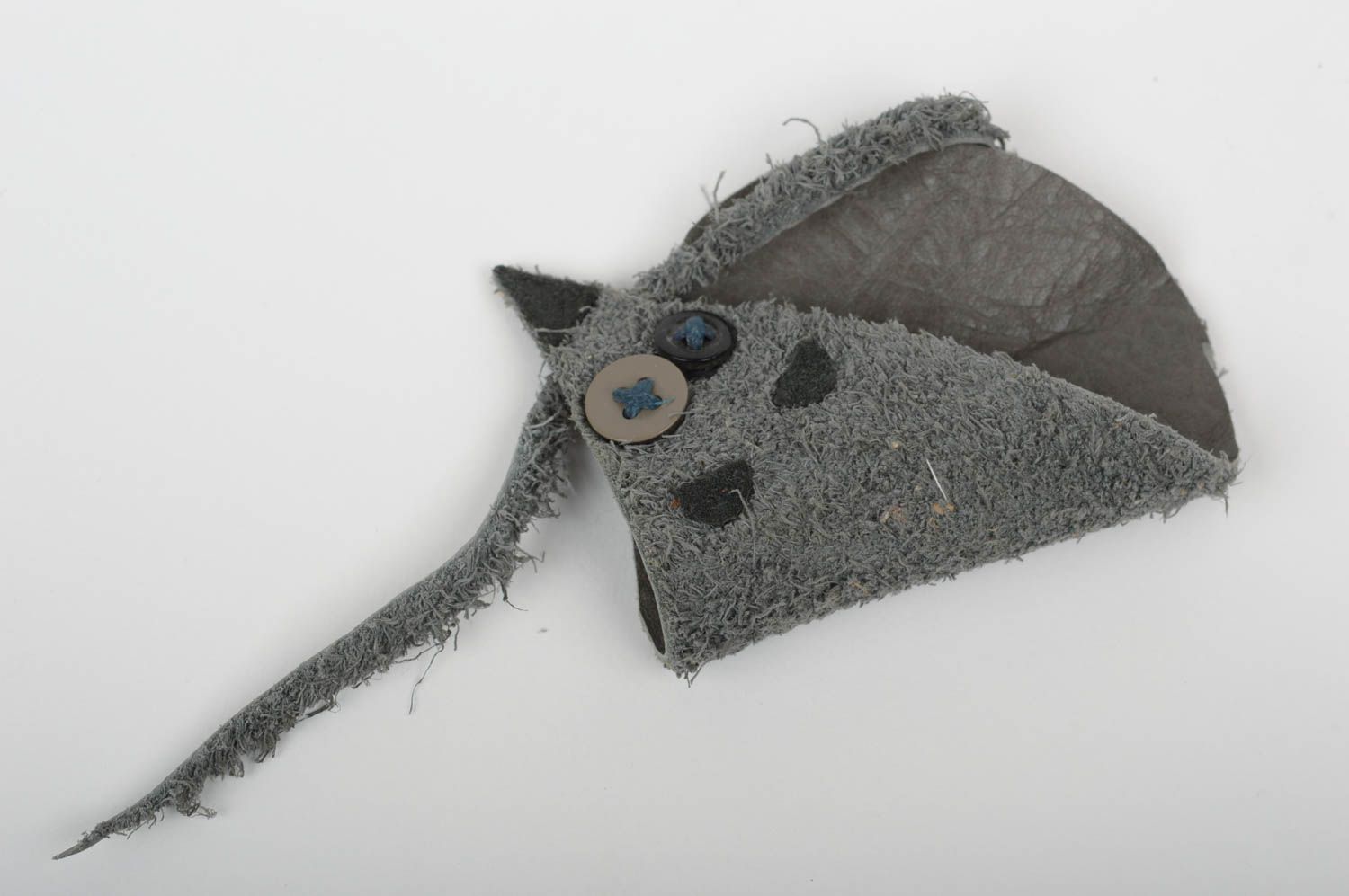 Handmade Armband hochwertiger Schmuck originelles Geschenk Maus aus Leder grau foto 3