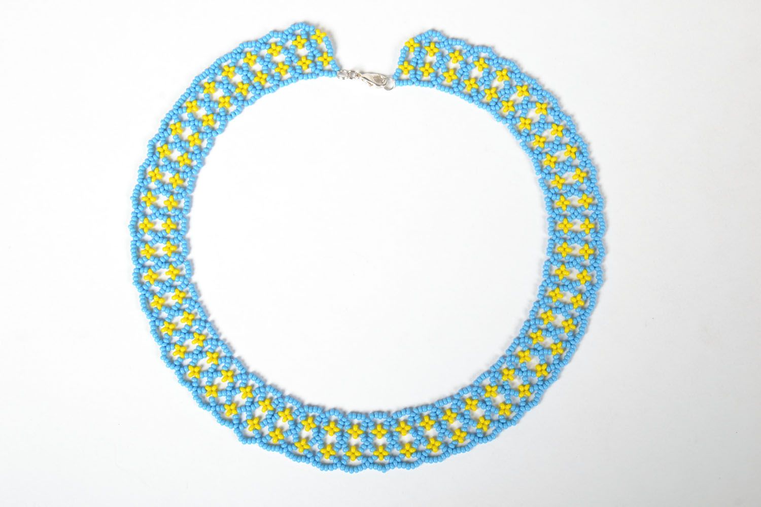 Beaded necklace photo 2