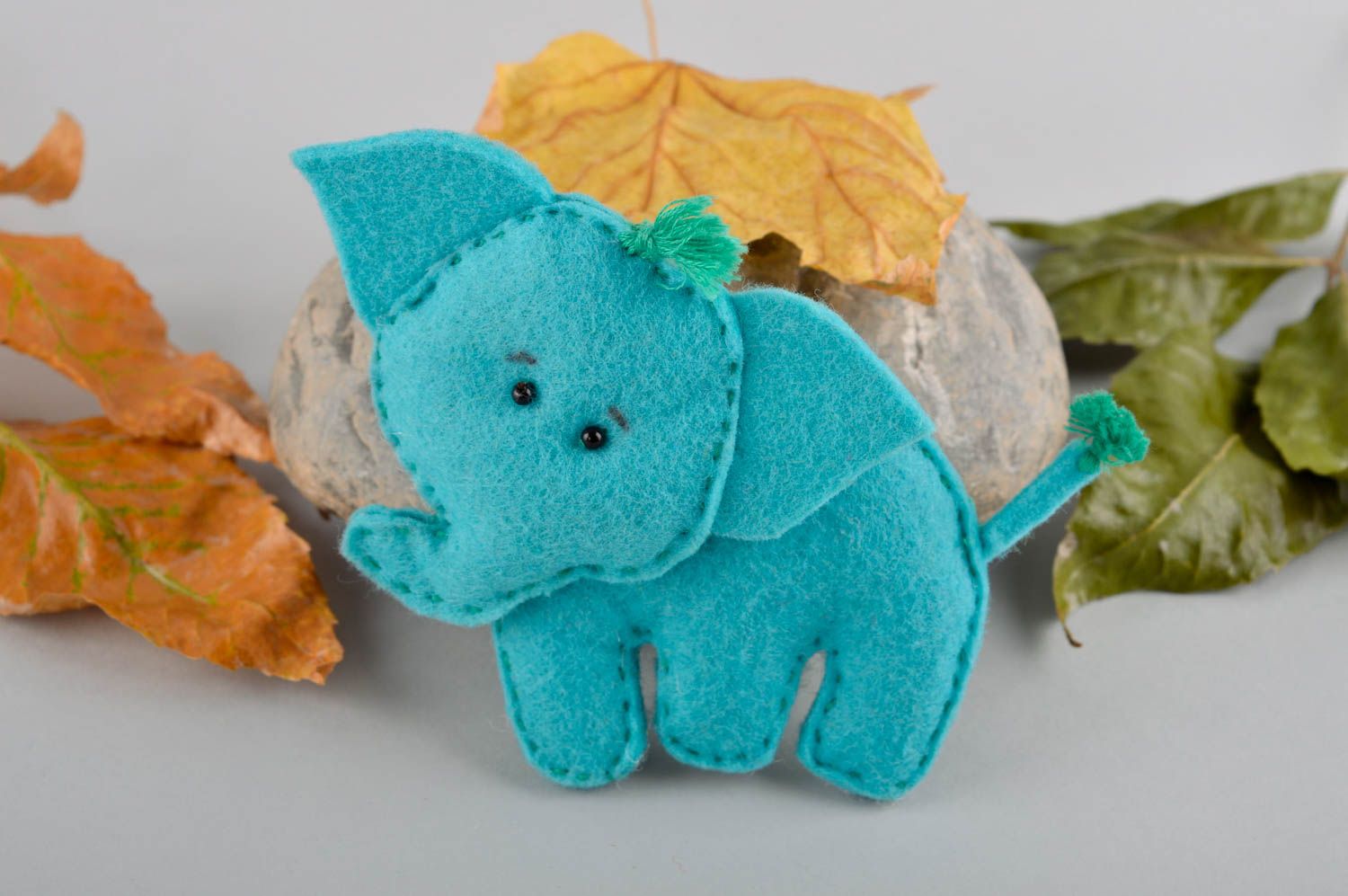 Handmade natürliches Spielzeug Kuschel Tier Spielzeug Elefant aus Filzwolle foto 1