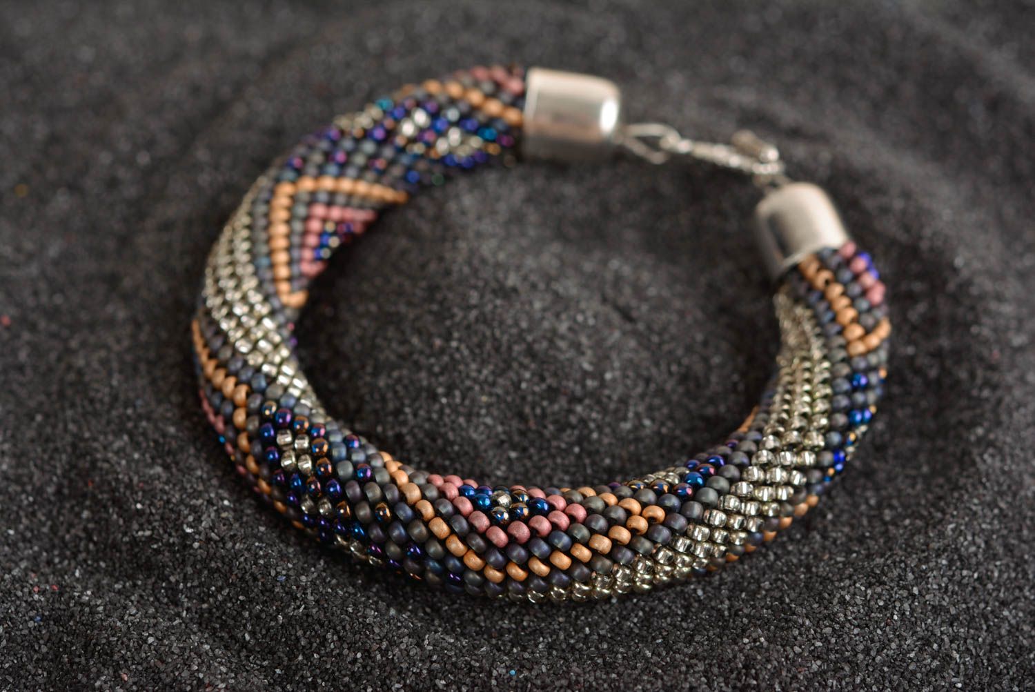Bracelet spirale Bijou fait main Accessoire femme perles de rocaille cadeau photo 1