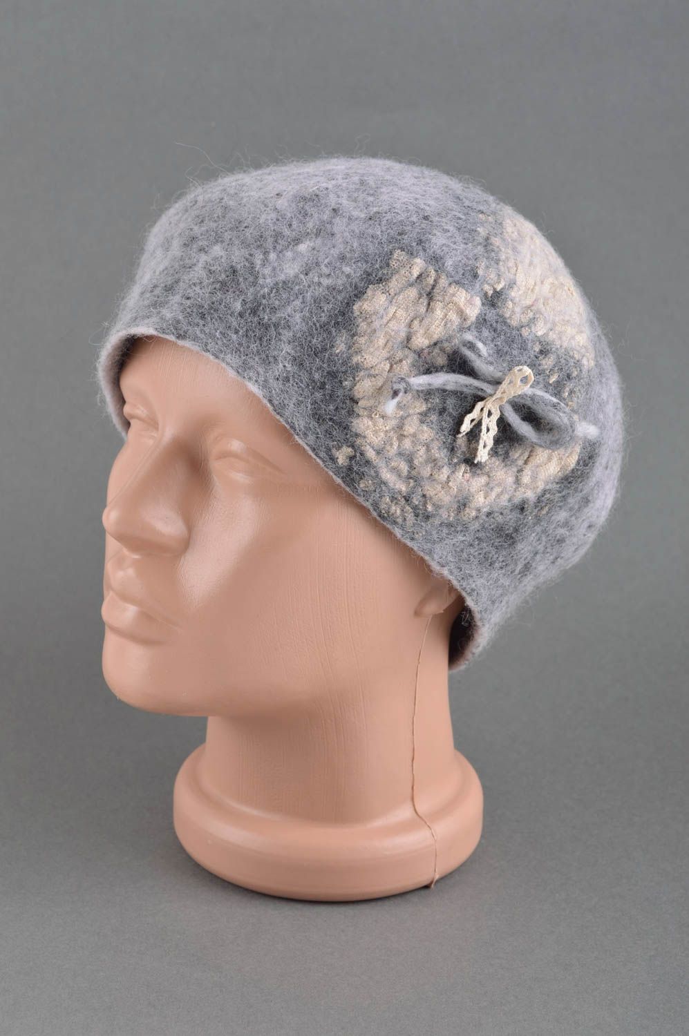 Handmade beautiful winter cap unusual stylish accessory woolen female beret photo 1
