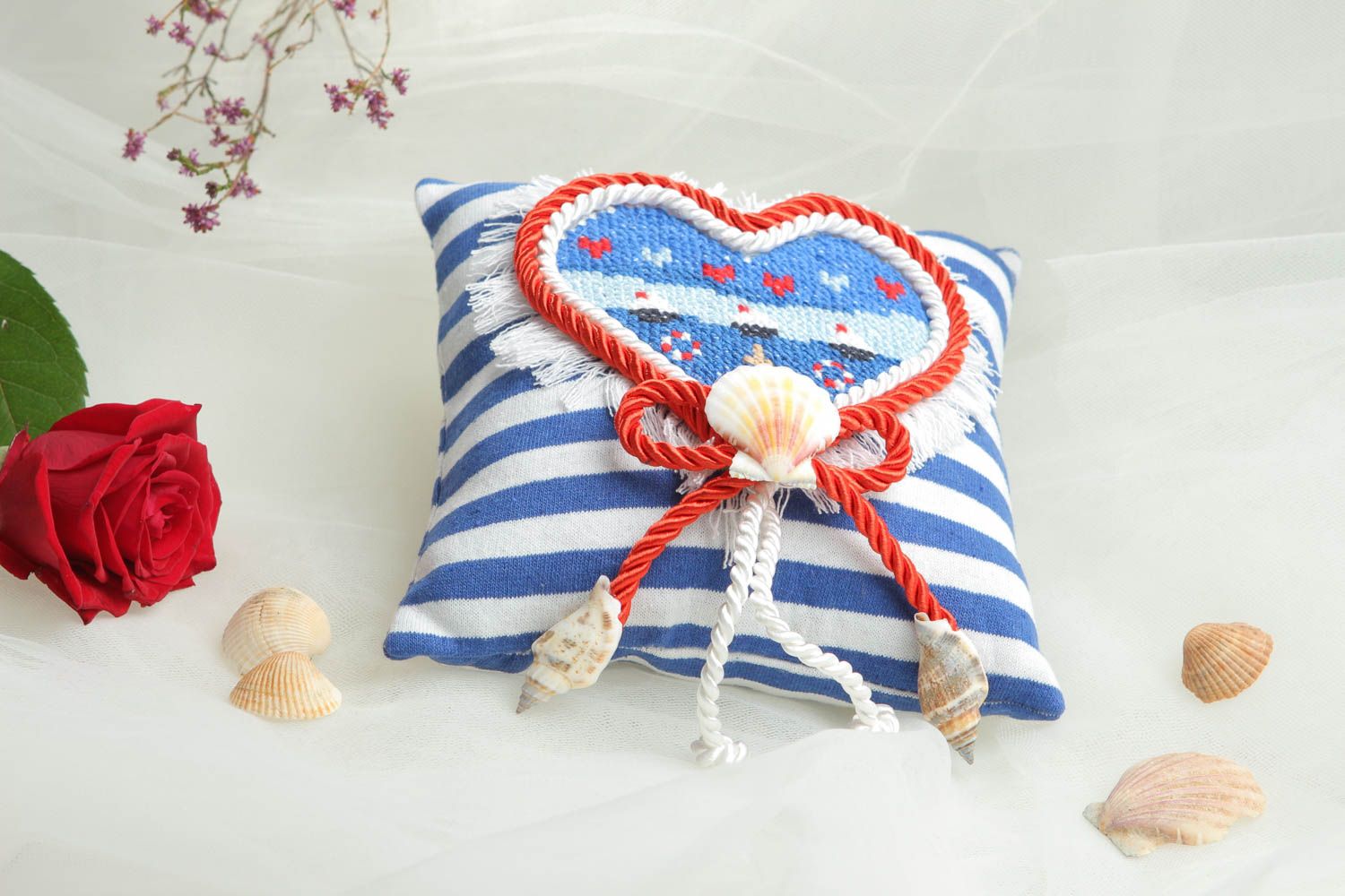 Stylish handmade ring bearer pillow handmade wedding accessories gift ideas photo 1