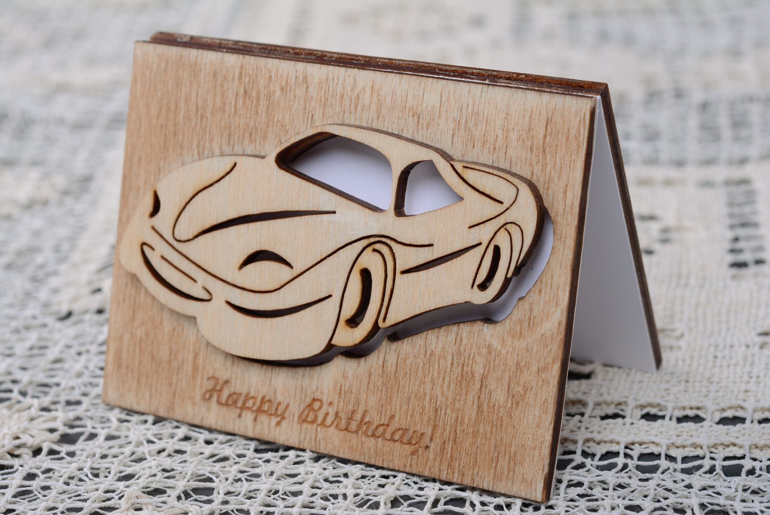 Postal artesanal de madera Happy Birthday foto 1