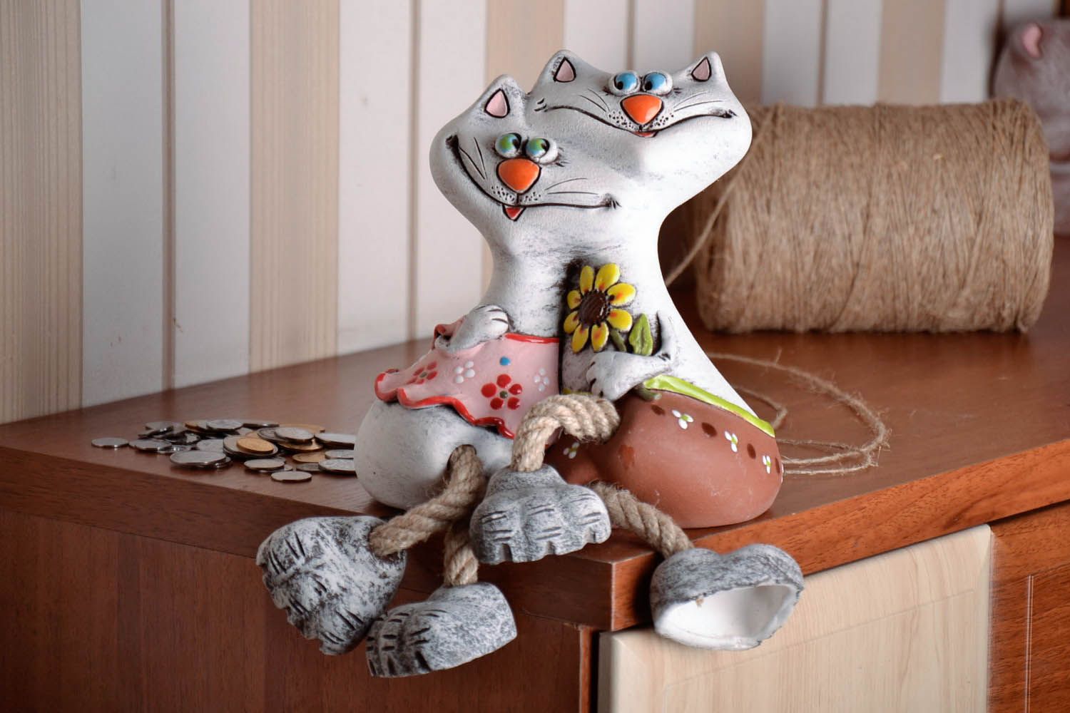 Gatti salvadanaio fatto a mano in ceramica dipinto a mano idea regalo  foto 3