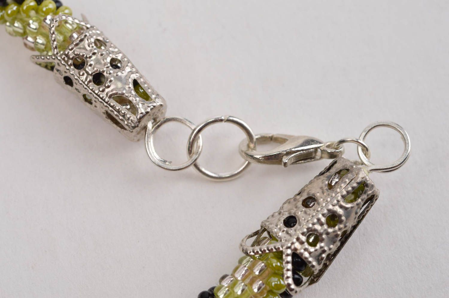 Collier spirale fait main Bijoux perles rocaille Cadeau pour femme original photo 4