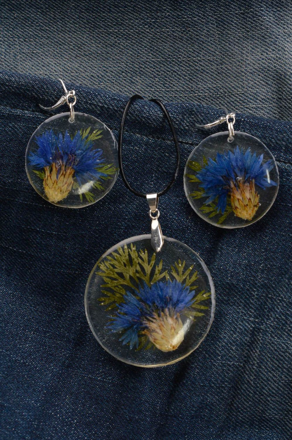 Epoxy resin jewelry handmade botanic earrings botanic pendant with dry flowers photo 1
