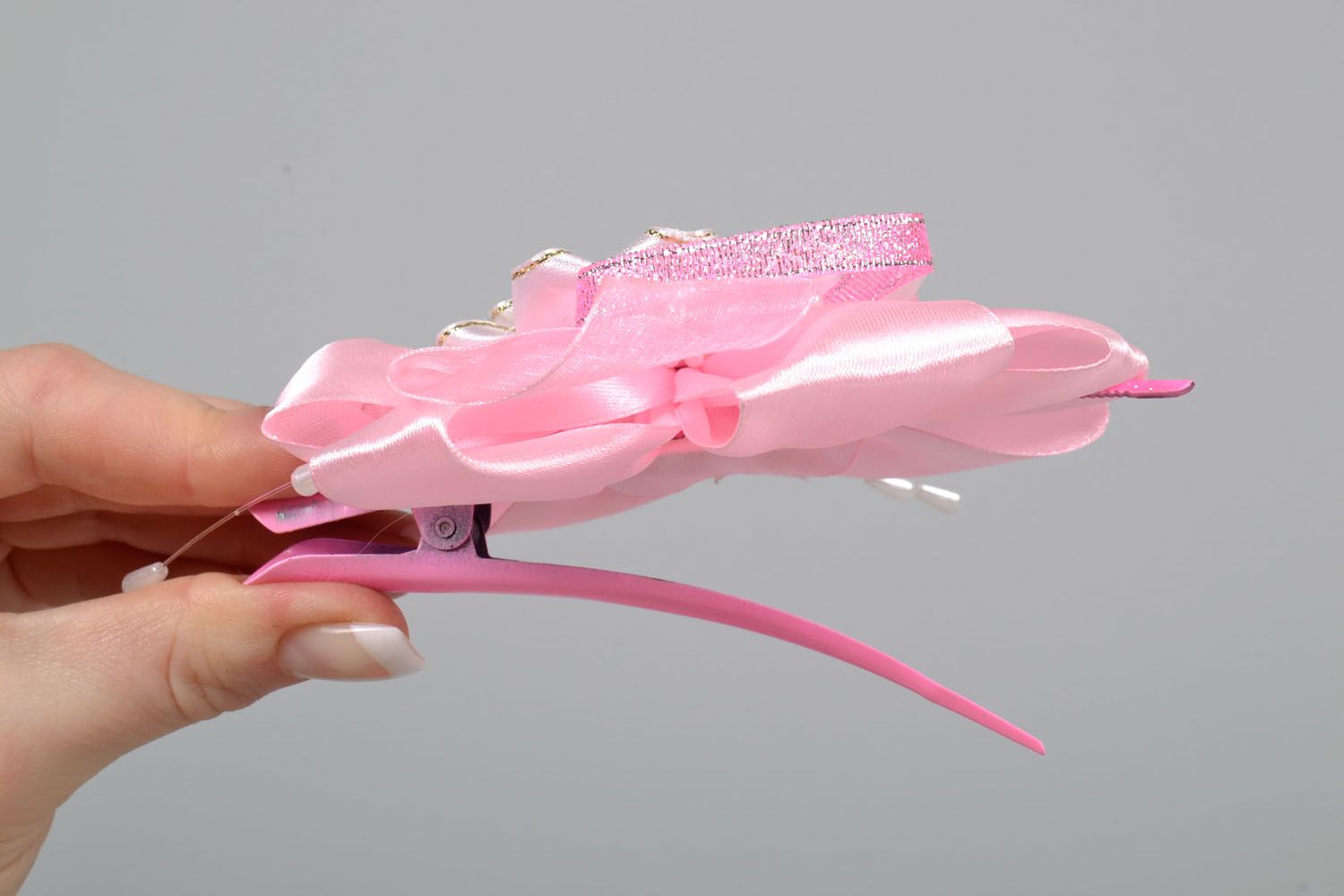 Large pink hair clip photo 5