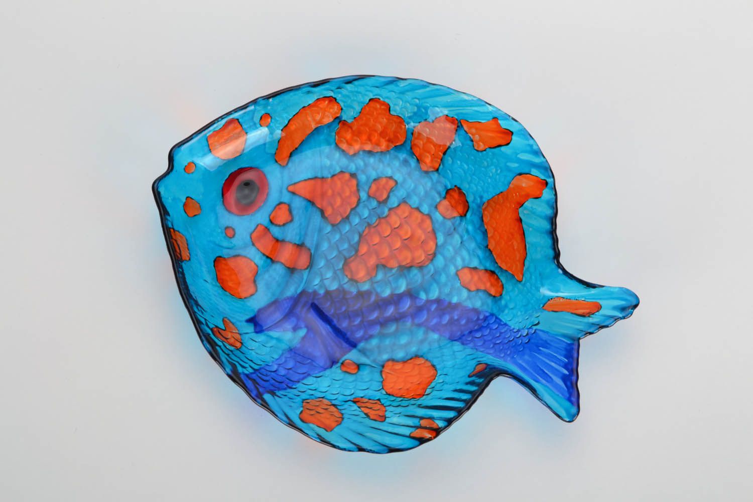 Fish-shaped glass dish photo 3