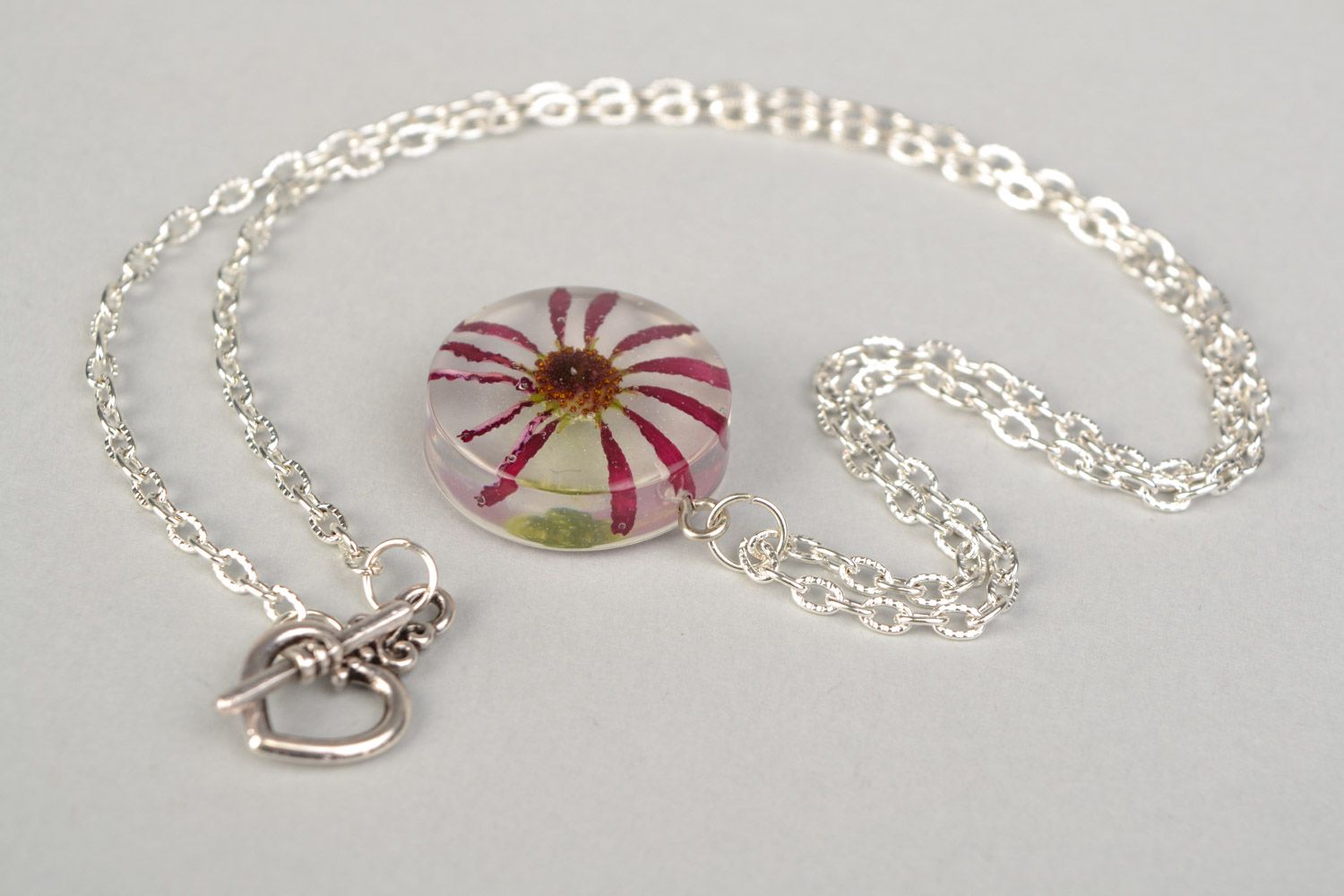 Cute designer handmade transparent round pendant with flower in epoxy resin photo 4
