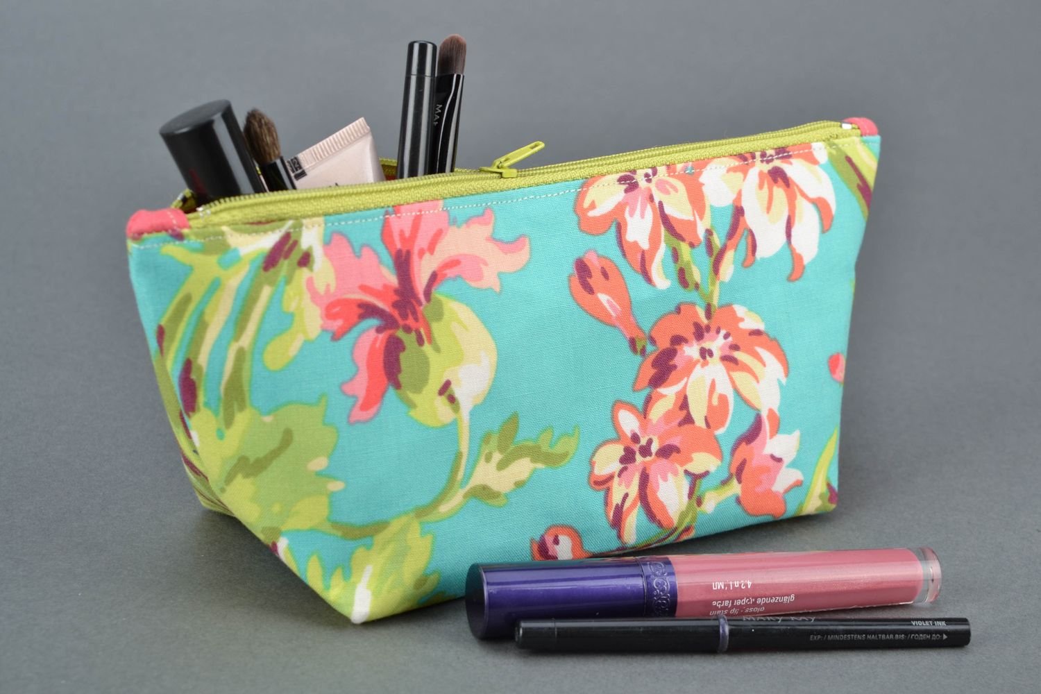 Handgemachte Kosmetiktasche aus Stoff Sommer Hibiskus foto 1