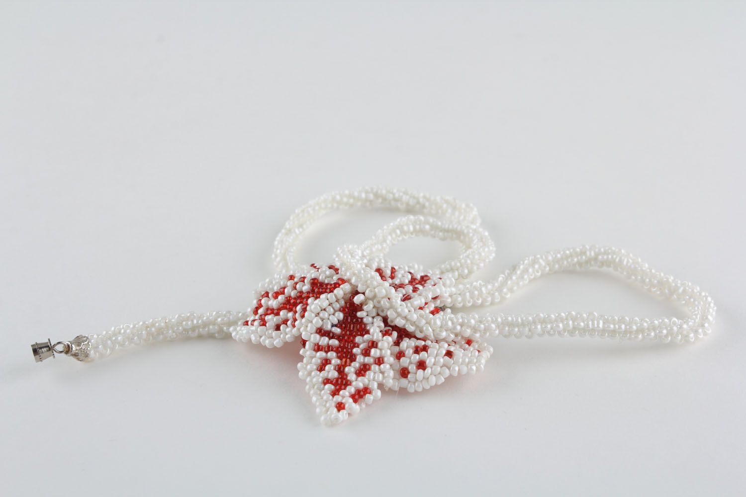 Hand woven beaded necklace photo 1
