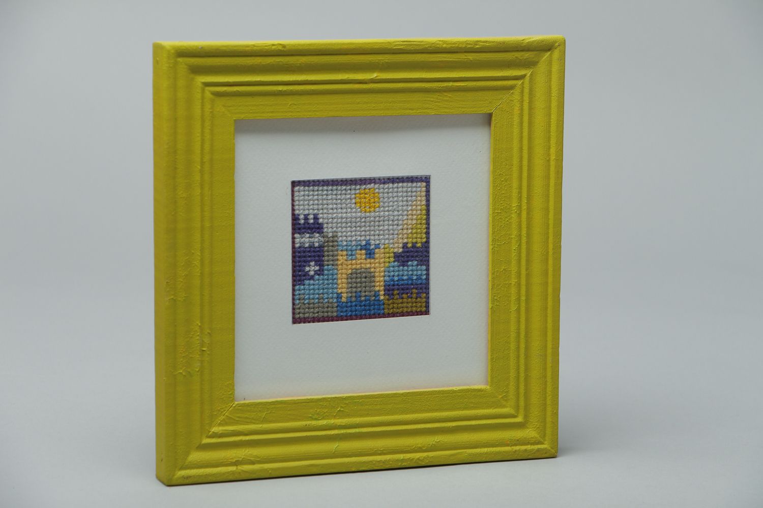Cross stitch embroidered picture in frame photo 1
