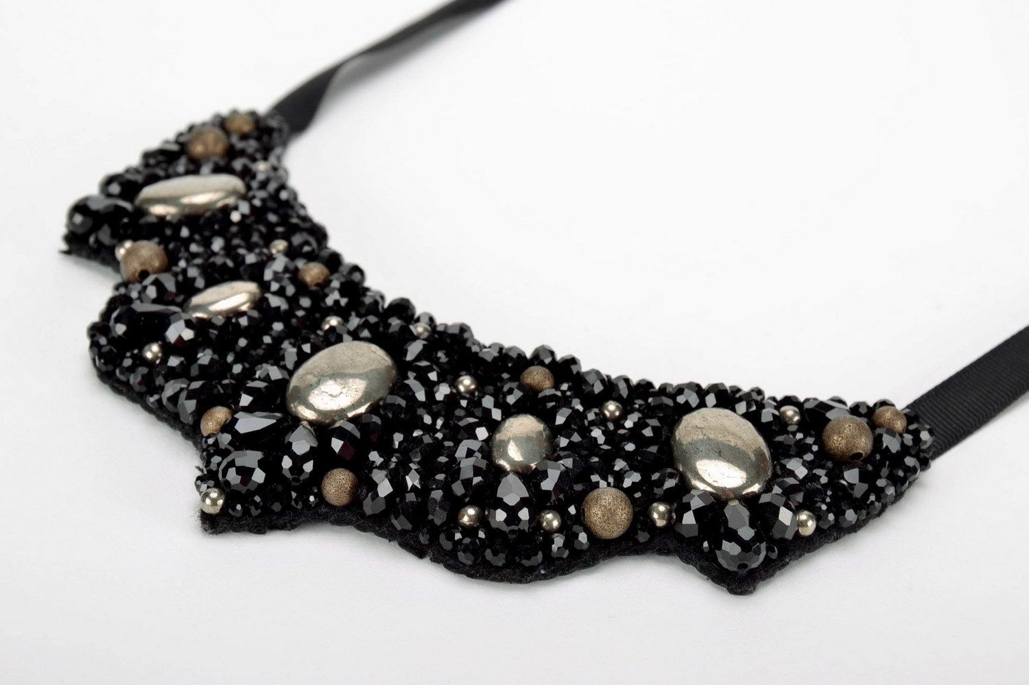 Designer's necklace with Czech crystals photo 4