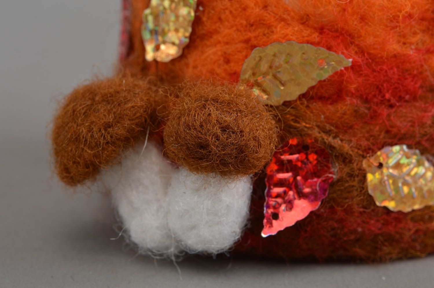 Poupée en laine feutrée faite main décorative orange Magicienne de l'automne photo 5
