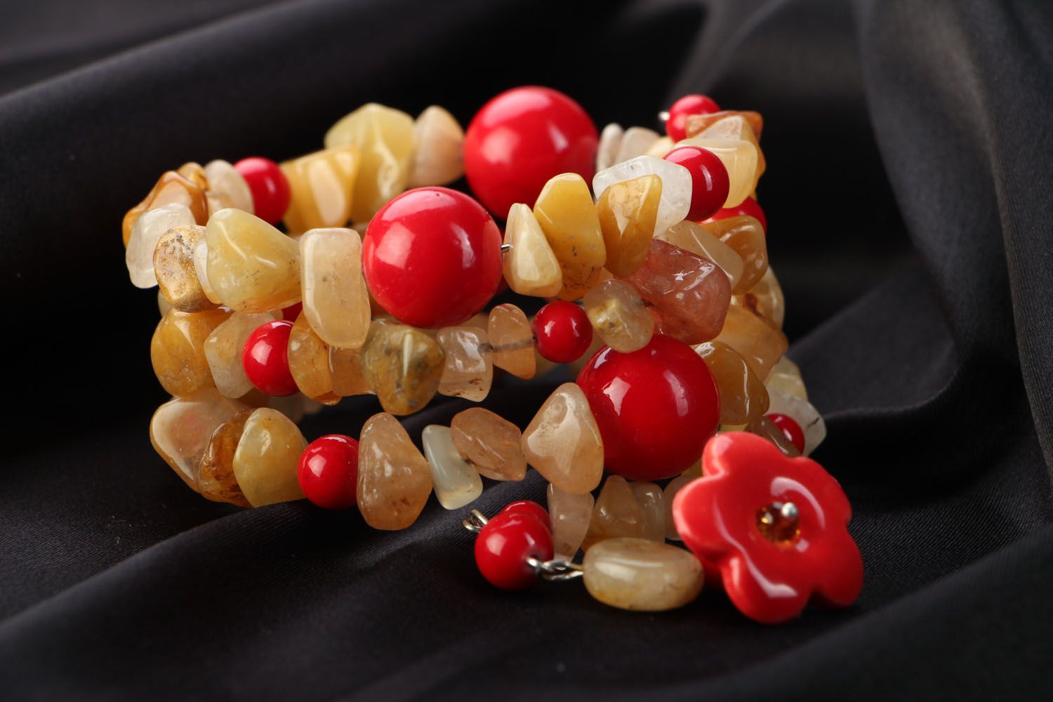 Multirow bracelet with coral and tsitrin photo 1