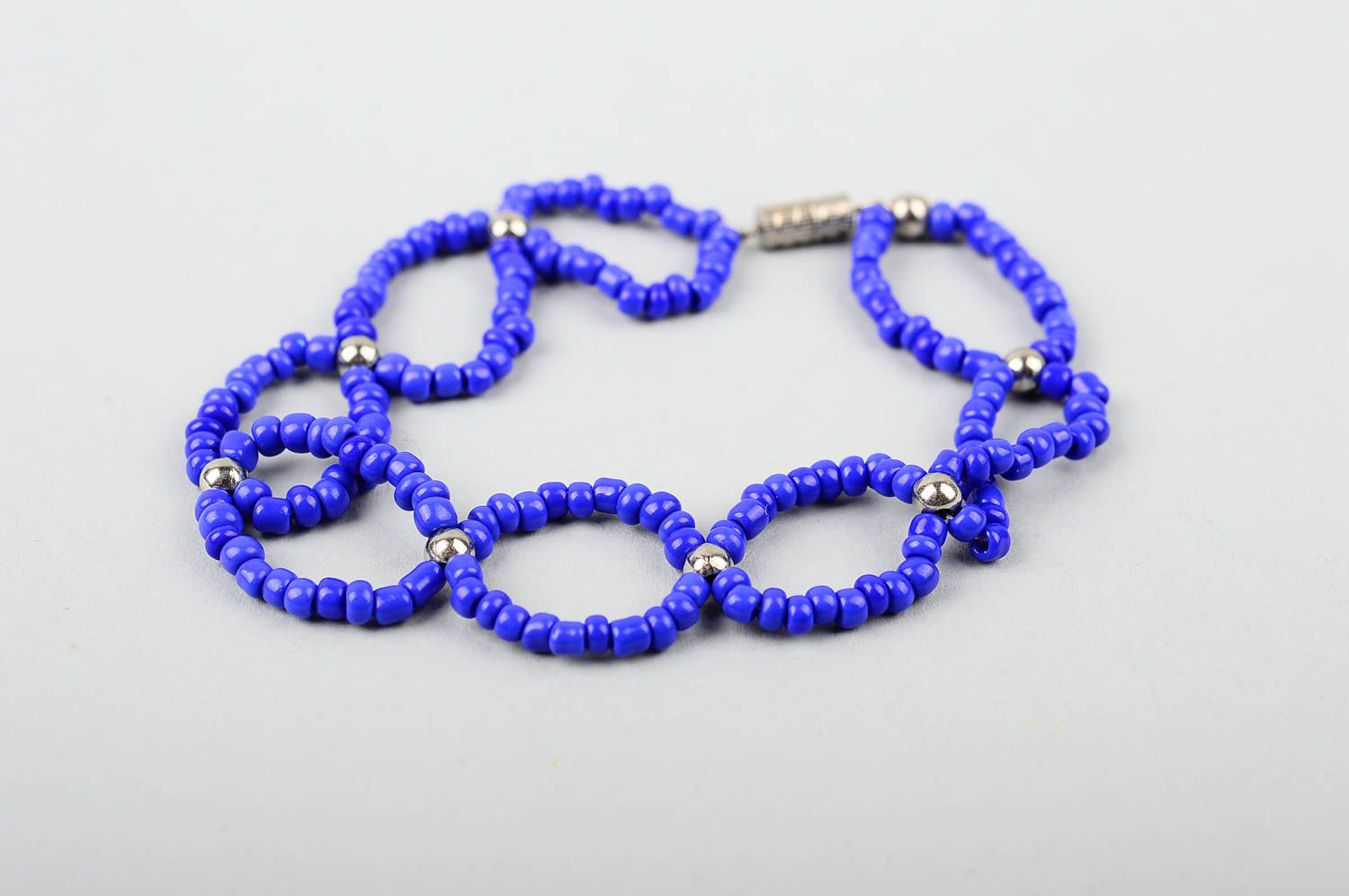 Bracelet perles de rocaille Bijou fait main bleu design original Cadeau femme photo 1