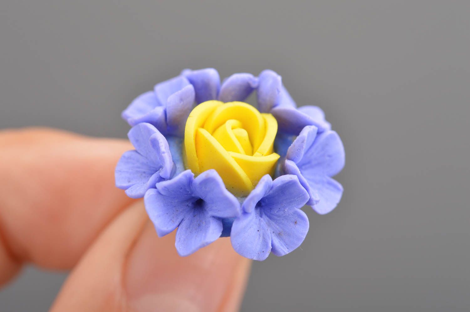 Handmade designer stud earrings with polymer clay violet and yellow flowers photo 2