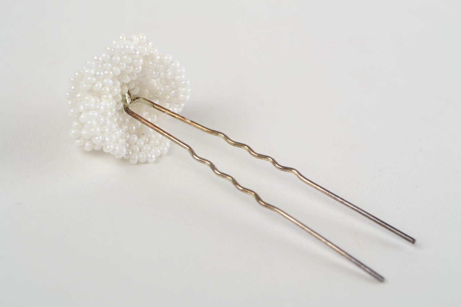 Beautiful handmade white beaded flower hairpin for modeling hair styles photo 5