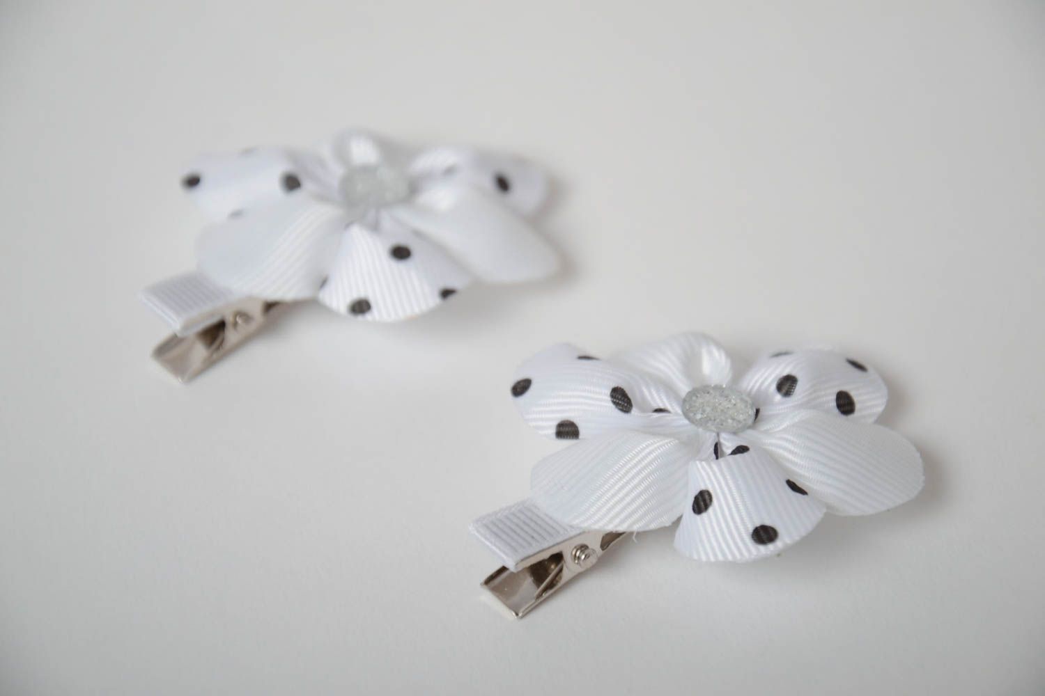 Handmade children hair clips with white polka dot ribbon flowers set of 2 items photo 5