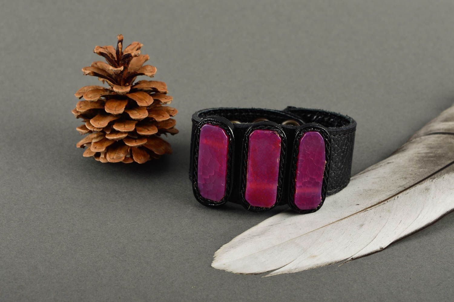 Bracelet cuir Bijoux fait main design de créateur Accessoires cuir noir photo 1