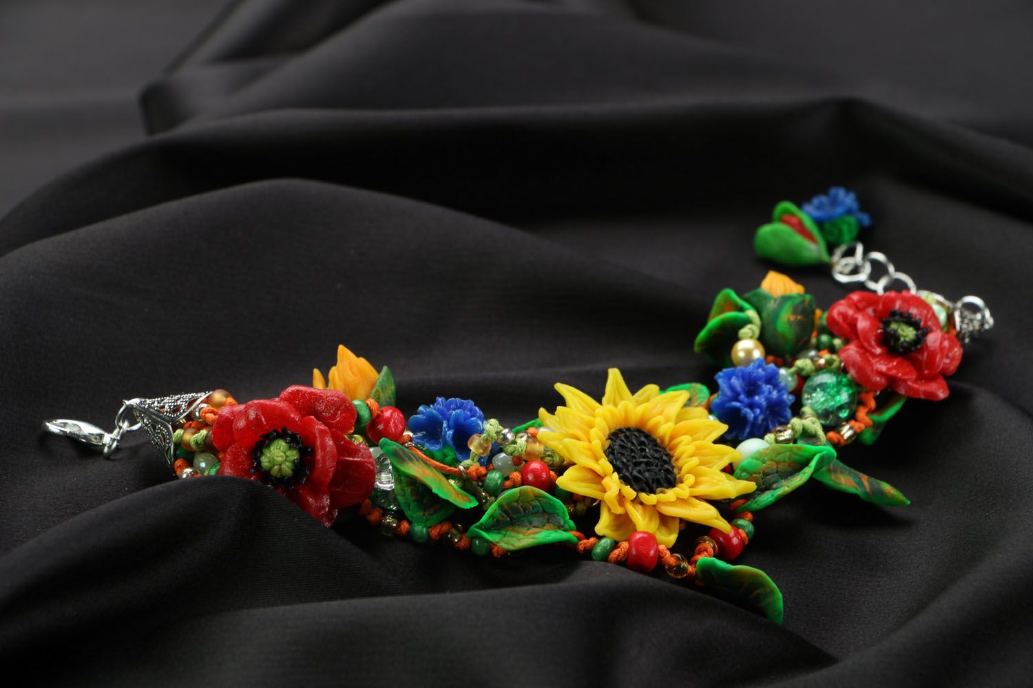Bracelete feminino com flores artesanal de argila de polímero  foto 2