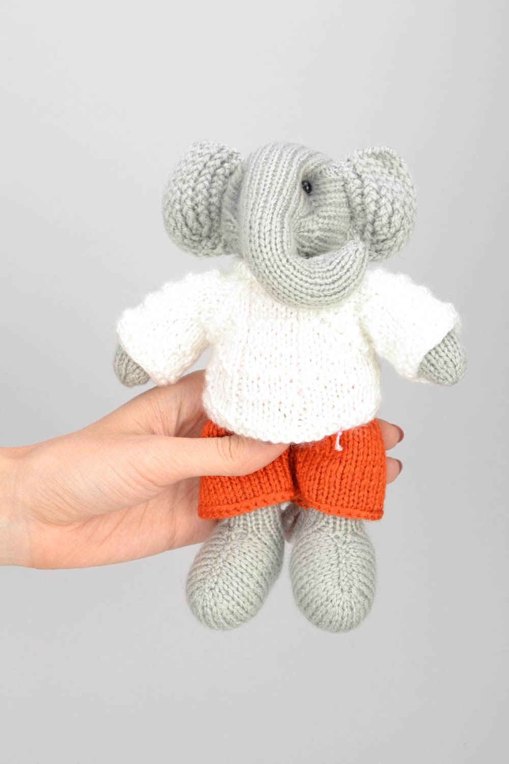Brinquedo macio feito à mão de tecido para decoração do interior de materiais naturais Elefante foto 2