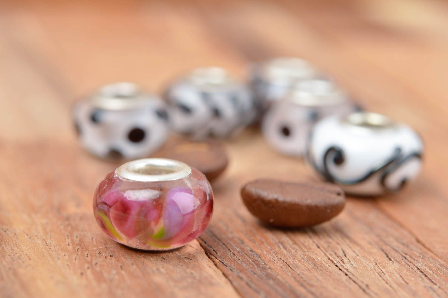 Beautiful handmade glass bead DIY jewelry making ideas art and craft supplies photo 1