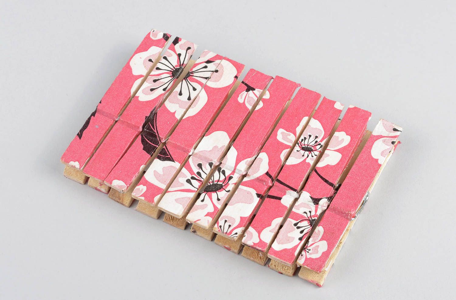 Handmade Wäscheklammern aus Holz Blüten Haushalt Zubehör Wäscheklammern bunt  foto 1