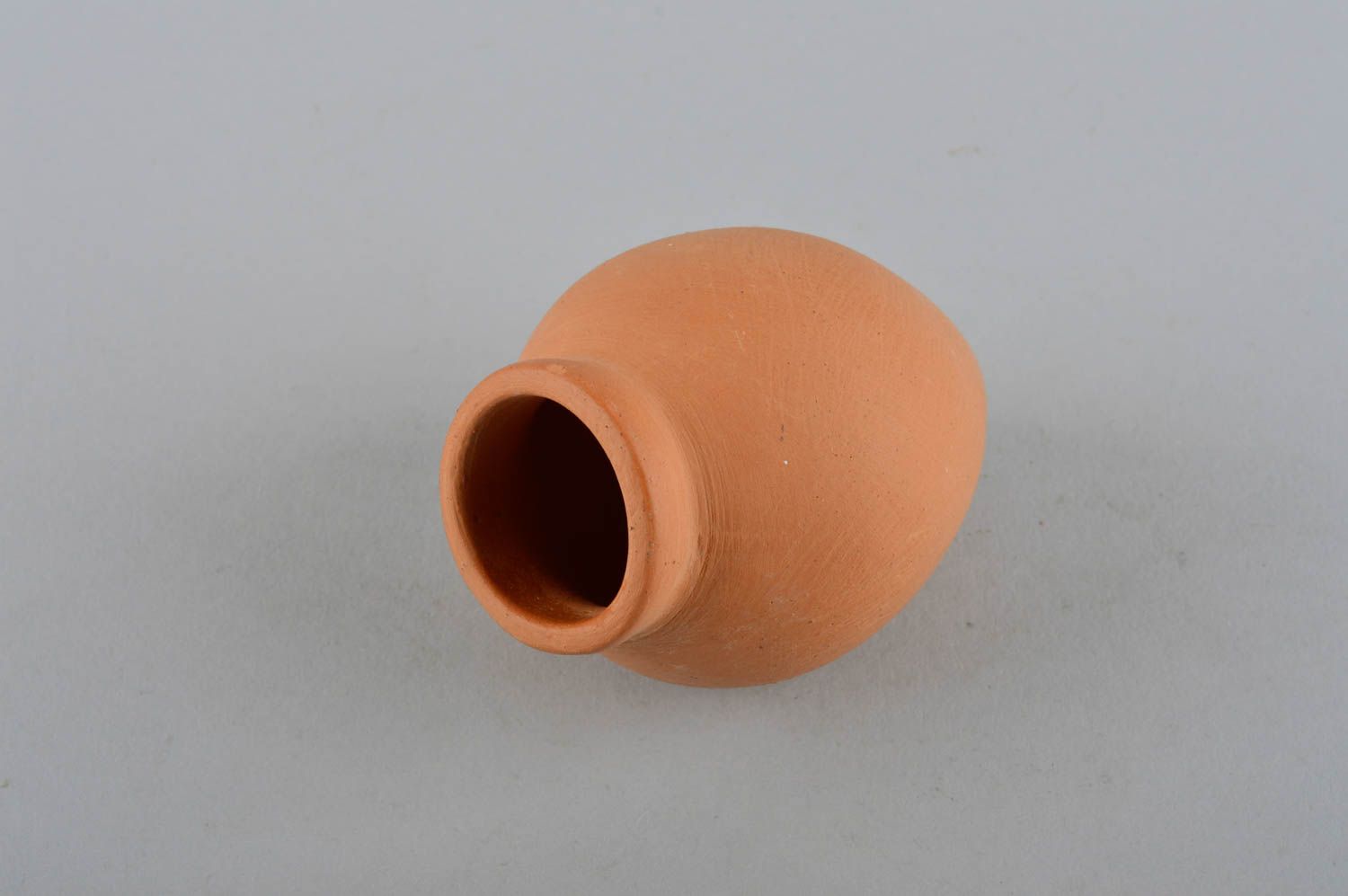 Handgemachte Keramik Krug aus Ton Deko Element Gefäß aus Ton klein braun  foto 2