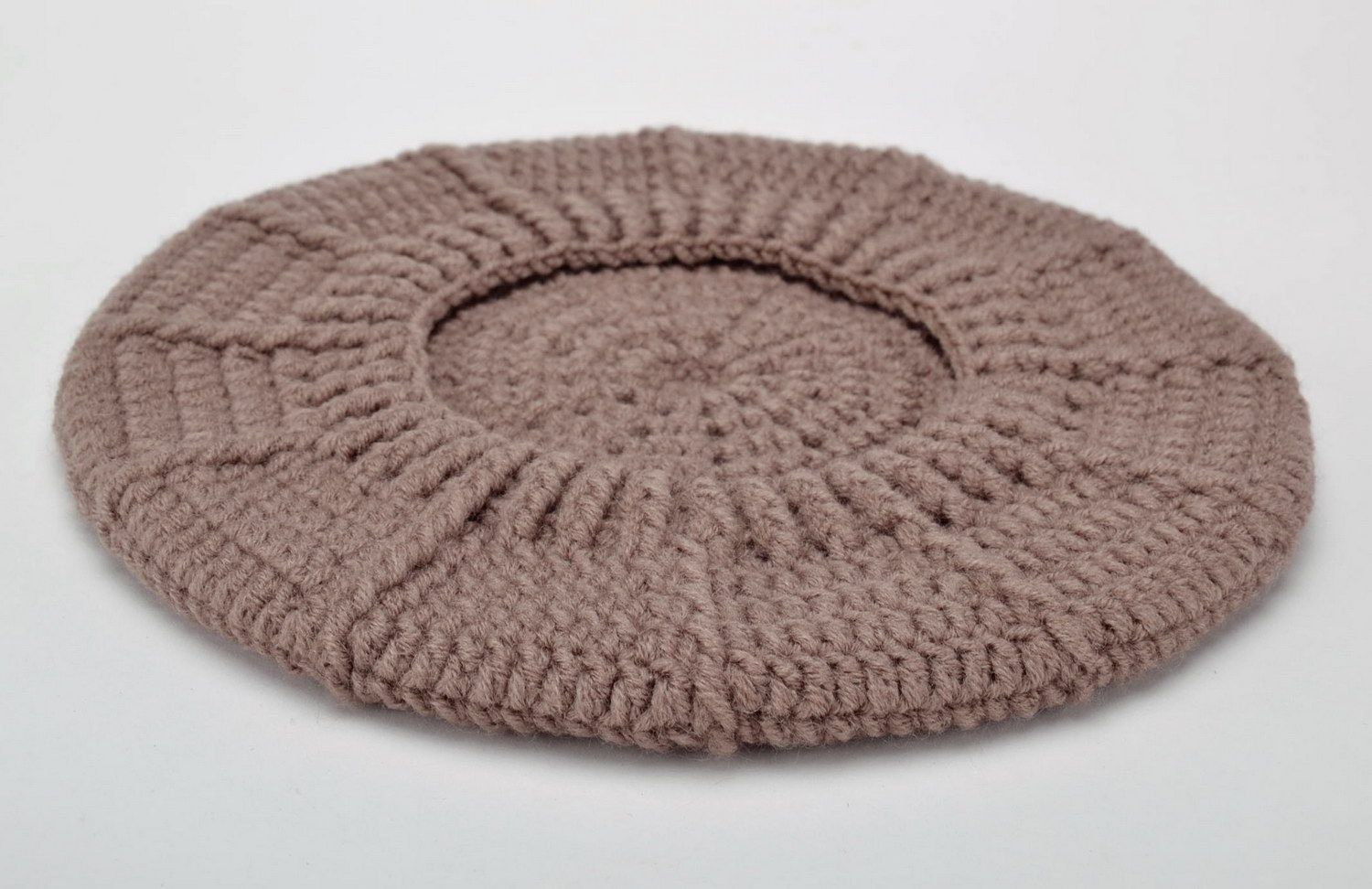 Knitted beret Cocoa color photo 4