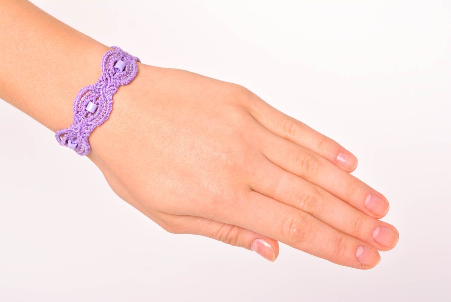 Bracelet macramé Bijou fait main tressé mauve fil nylon Cadeau pour femme photo 2