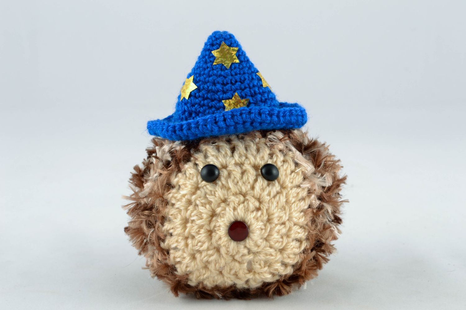 Crochet toy Hedgehog Magician photo 1