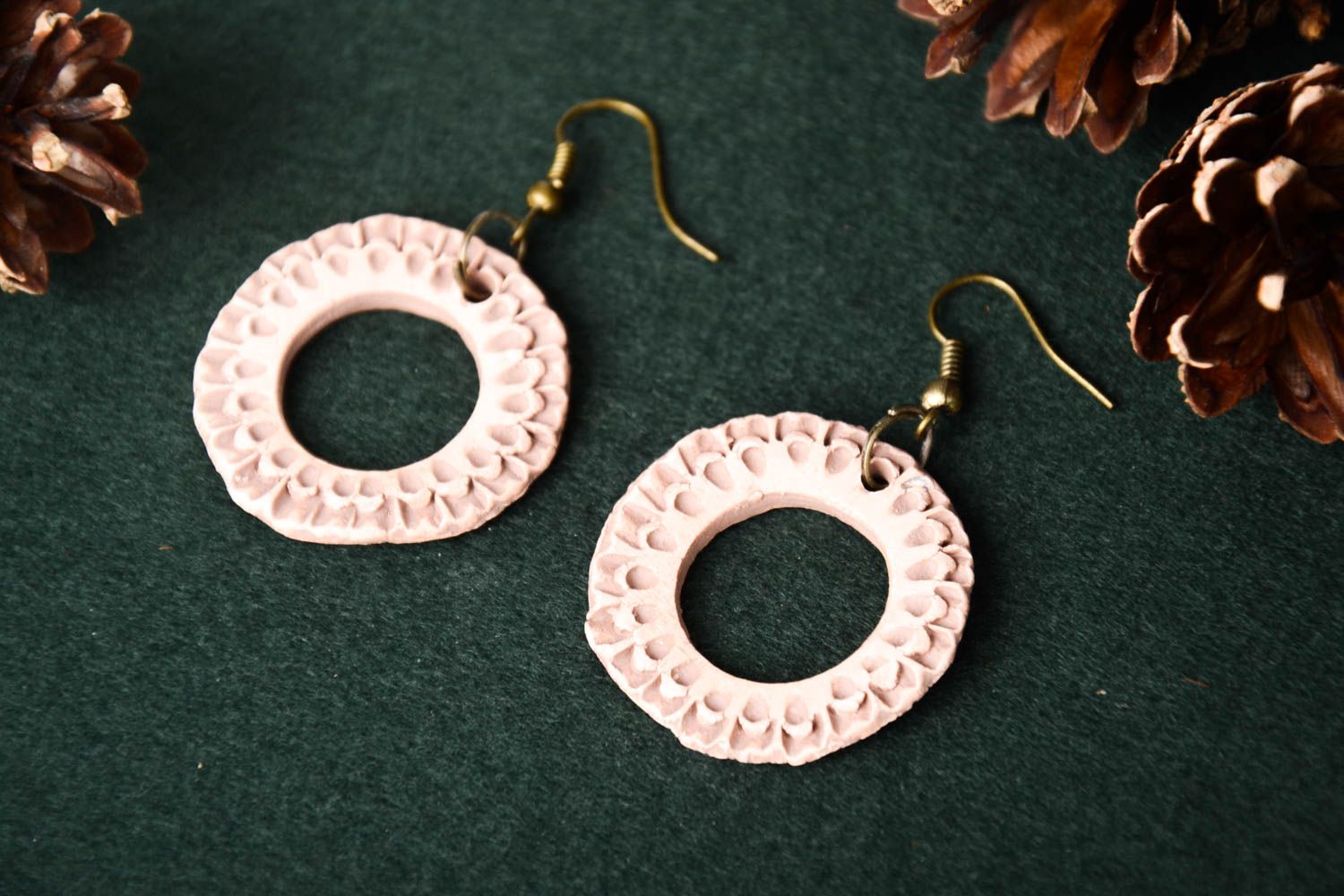 Handmade Ohrringe Schmuck aus Keramik runde Ohrhänger Geschenk für Frauen zart foto 1