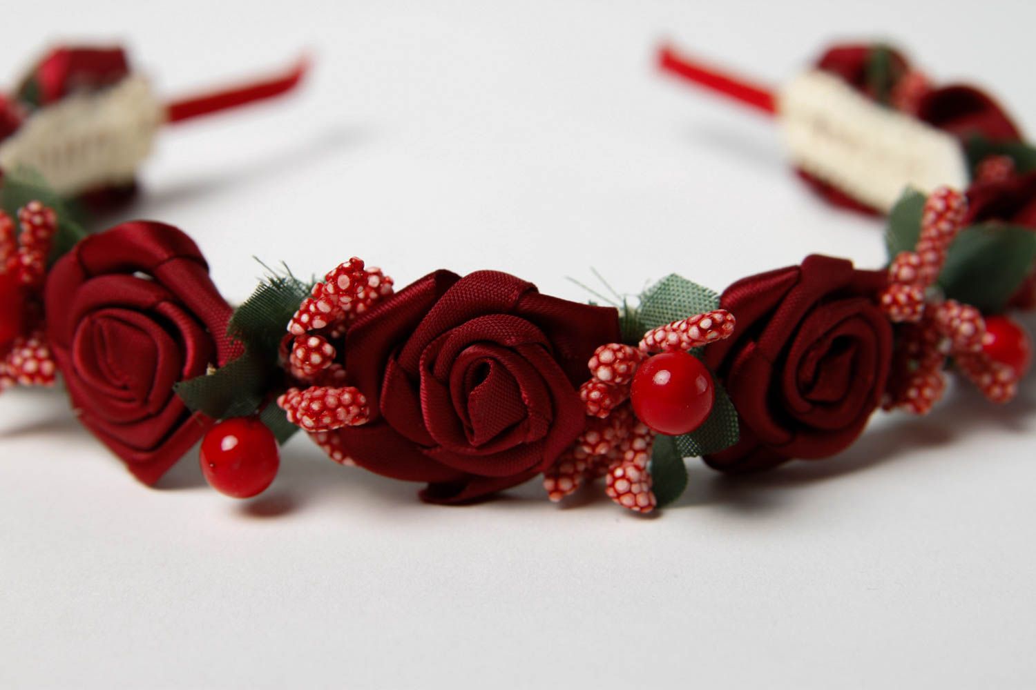 Serre-tête fleurs fait main Bijoux de tete Accessoire cheveux satin rouge Roses photo 4