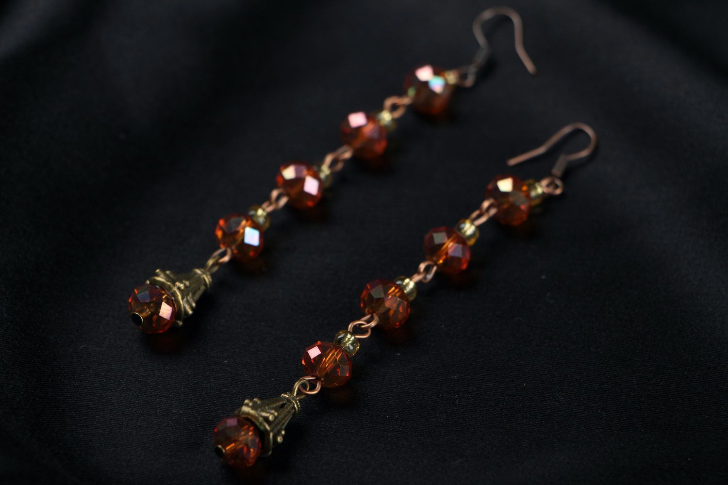 Boucles d'oreilles en cristal et métal faites main photo 2