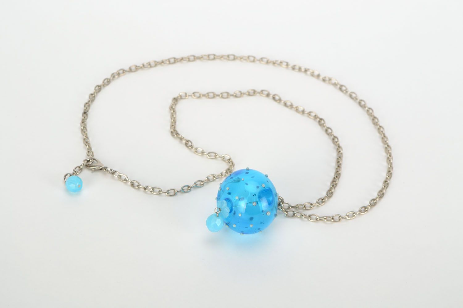 Ciondolo di perle con tecnica lampwork fatto a mano pendente originale da donna  foto 3