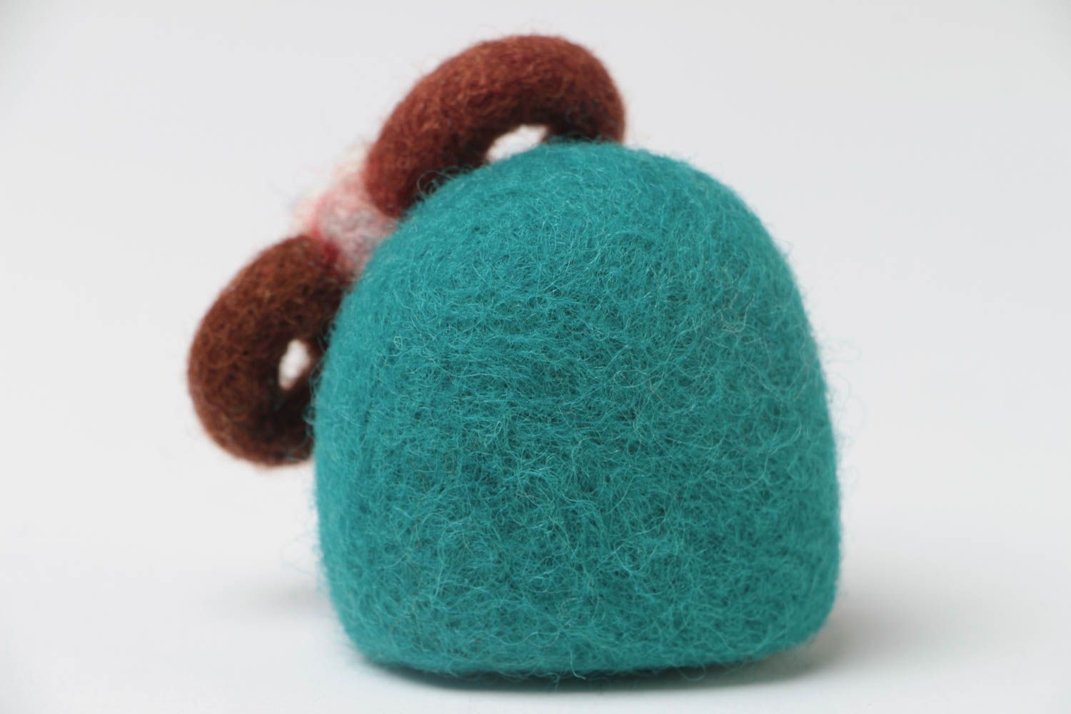 Figurine en laine feutrée miniature décorative faite à la main Mouton bleu photo 4
