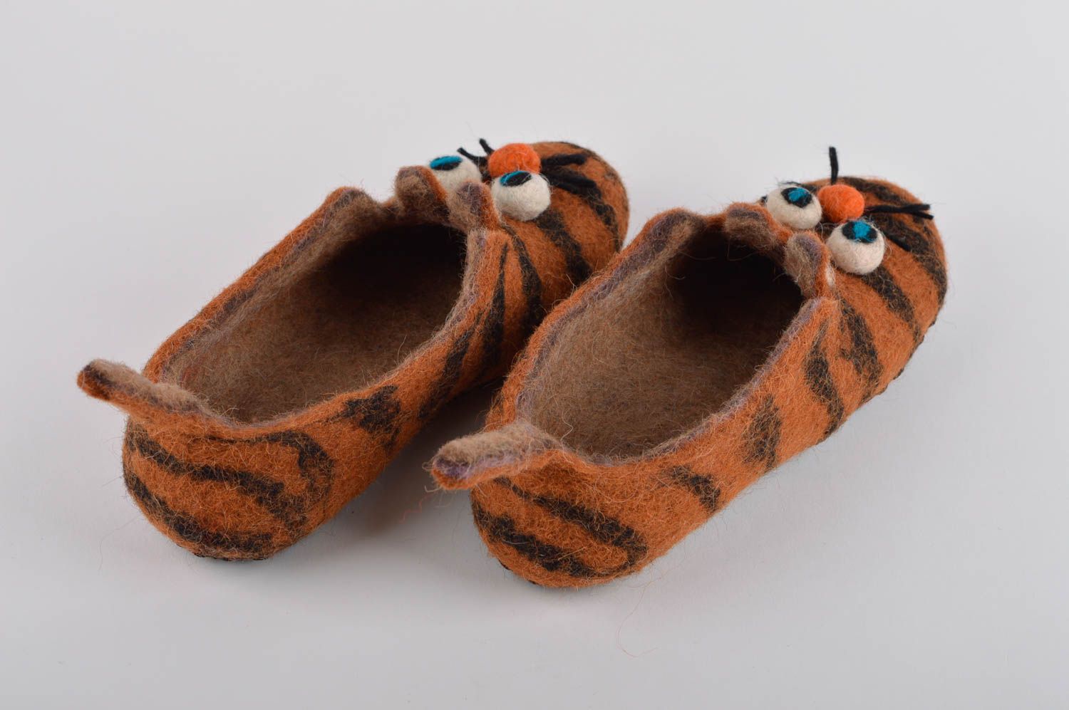 Zapatillas de casa de fieltro hechas a mano calzado femenino regalo original foto 3