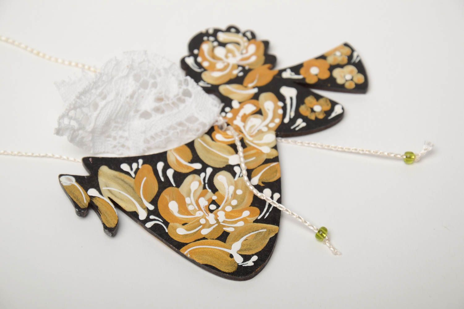 Handmade Deko Anhänger Engel aus Faserplatte bemalt dunkel golden foto 3