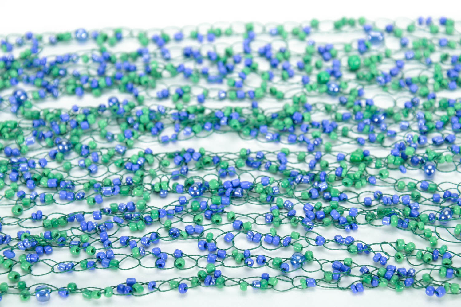 Blaue Halskette aus Glasperlen  foto 2