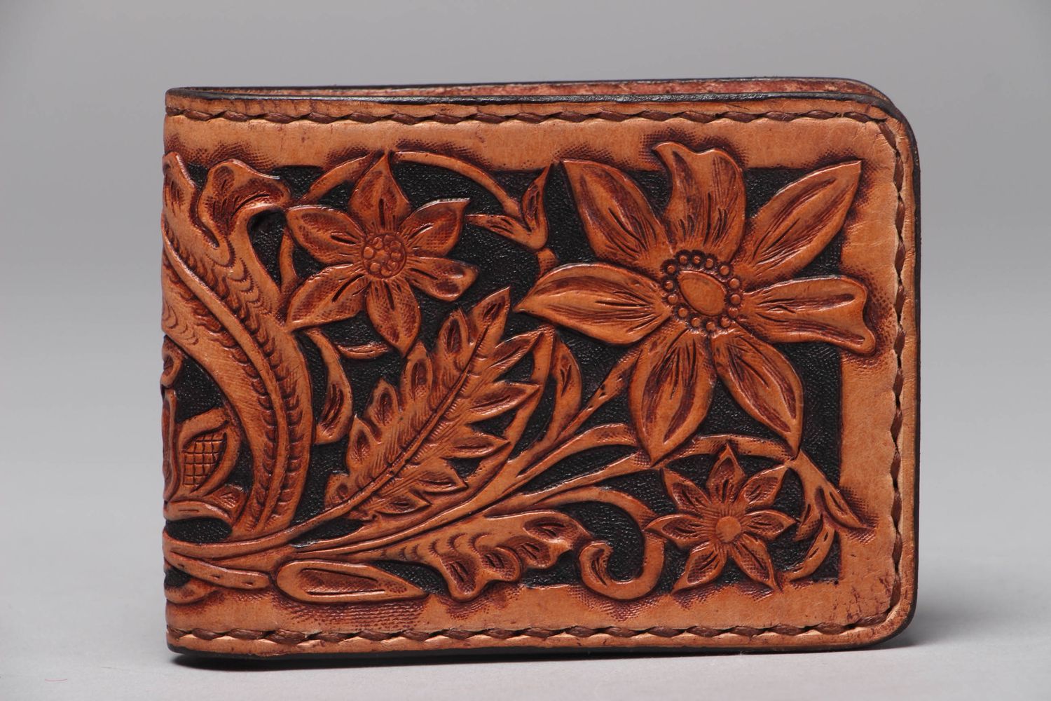 Handmade leather wallet with flowers photo 1