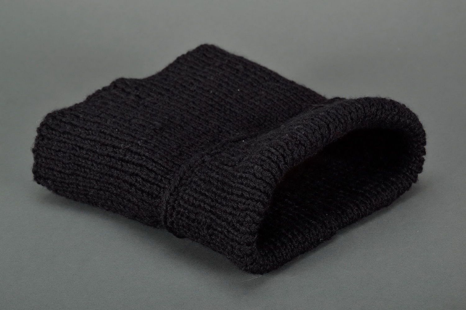 Snood tricoté en laine noire original photo 2