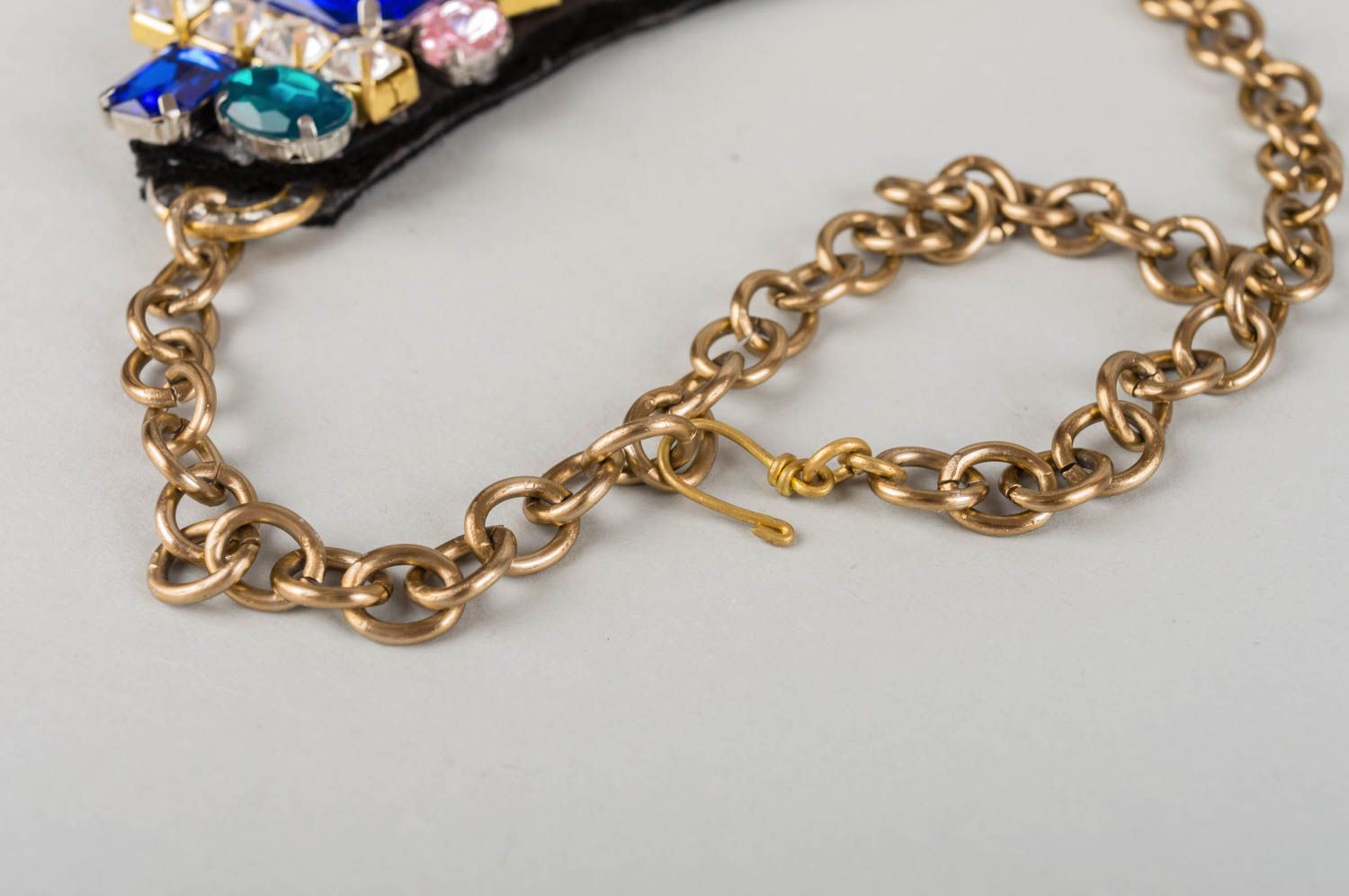 Massives buntes handgemachtes Collier aus Perlen Geschenk für elegante Damen foto 4
