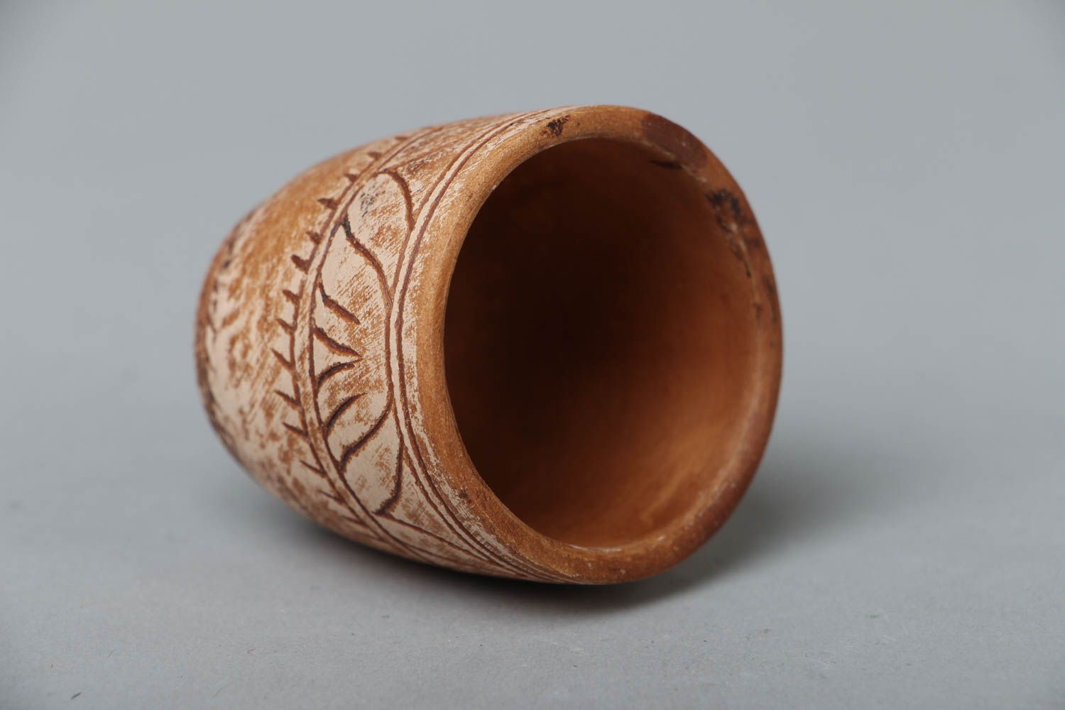 Chupito de cerámica en estilo étnico foto 2