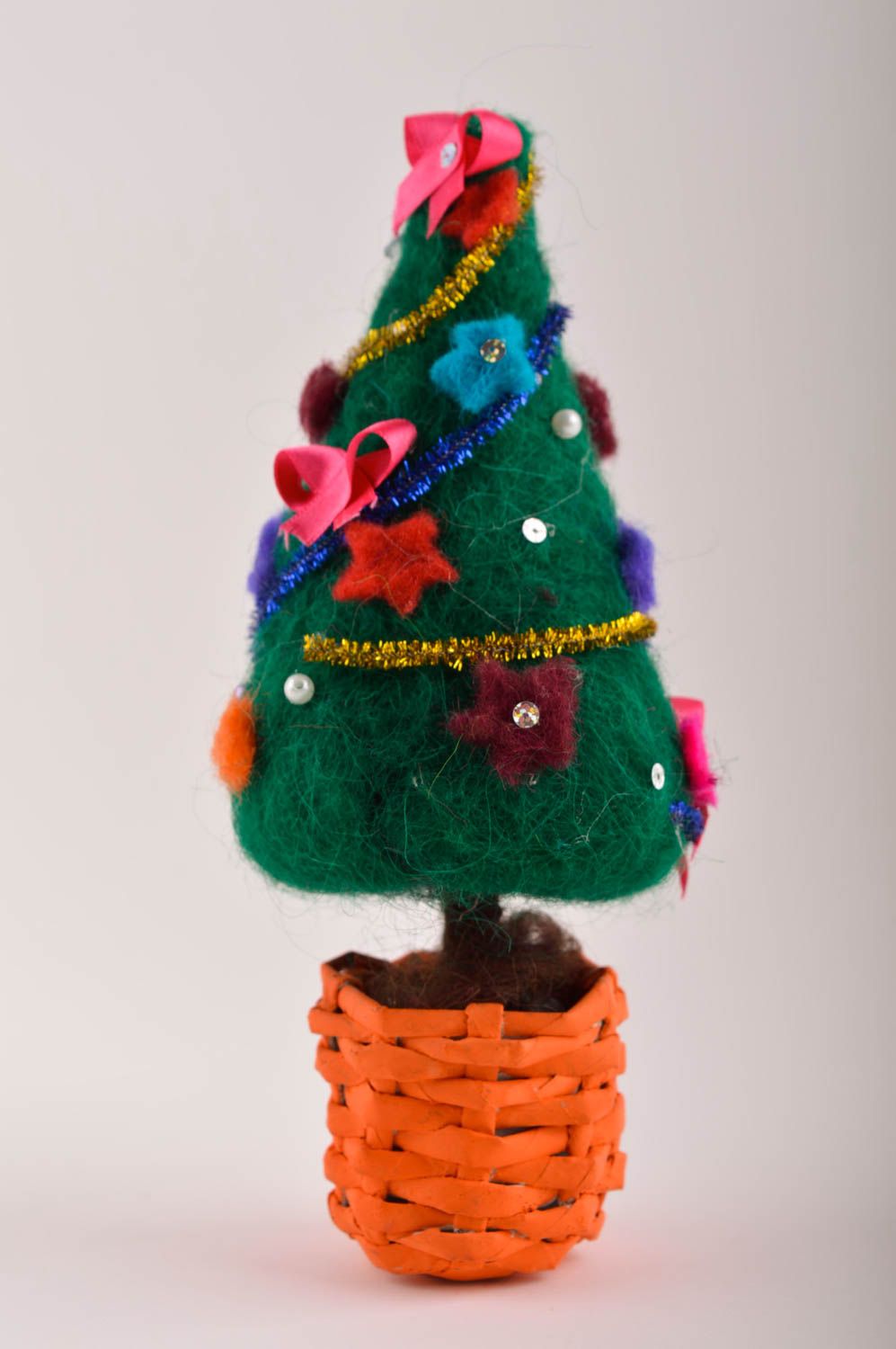 Handmade kleiner Deko Tannenbaum aus Wolle Deko für Weihnachten Wohn Accessoire  foto 2