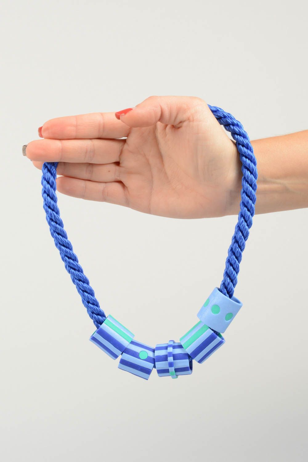 Collar original elegante de color azul bisutería artesanal regalo para mujer foto 5