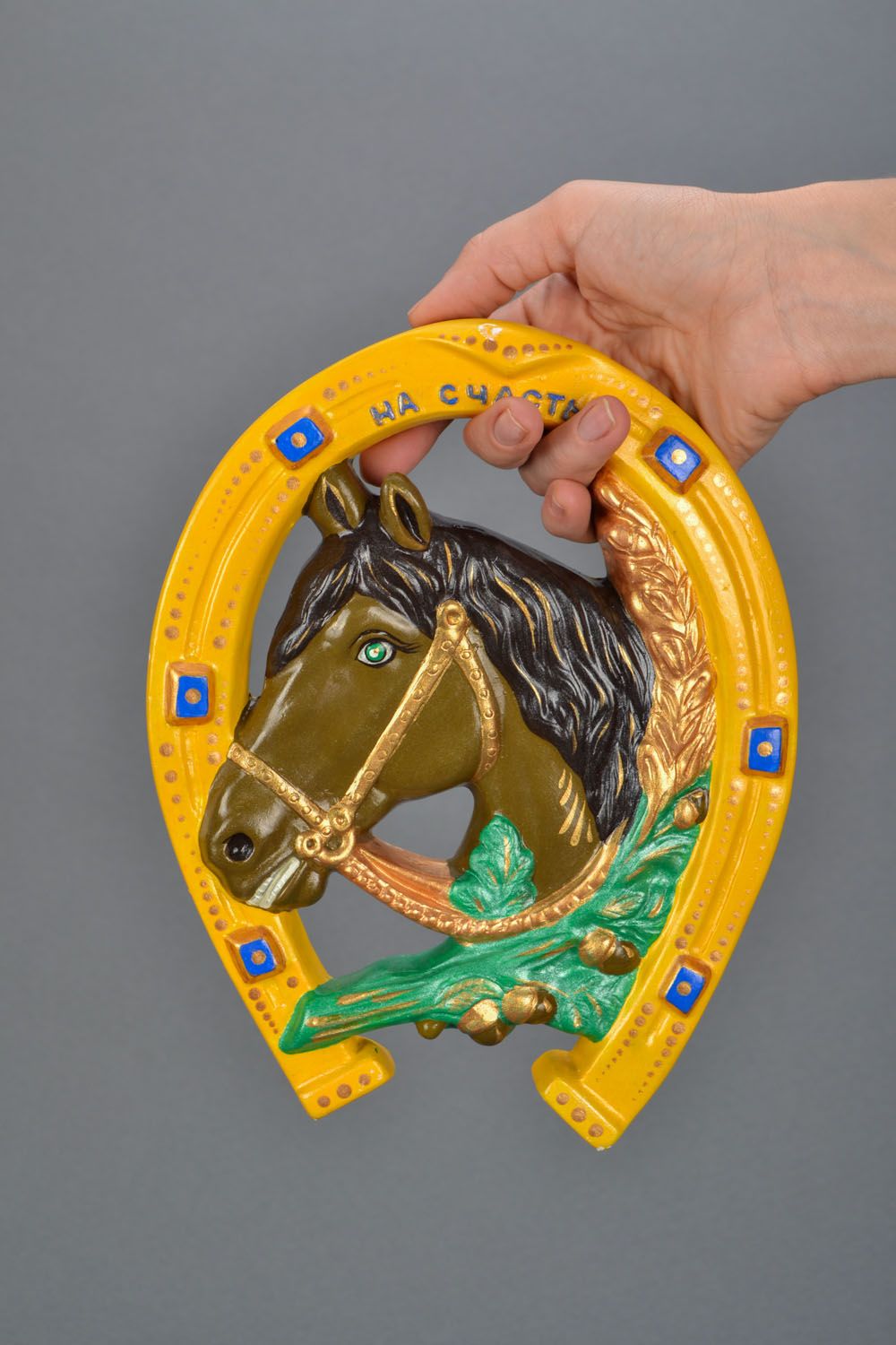 Wall horseshoe with a horse photo 2
